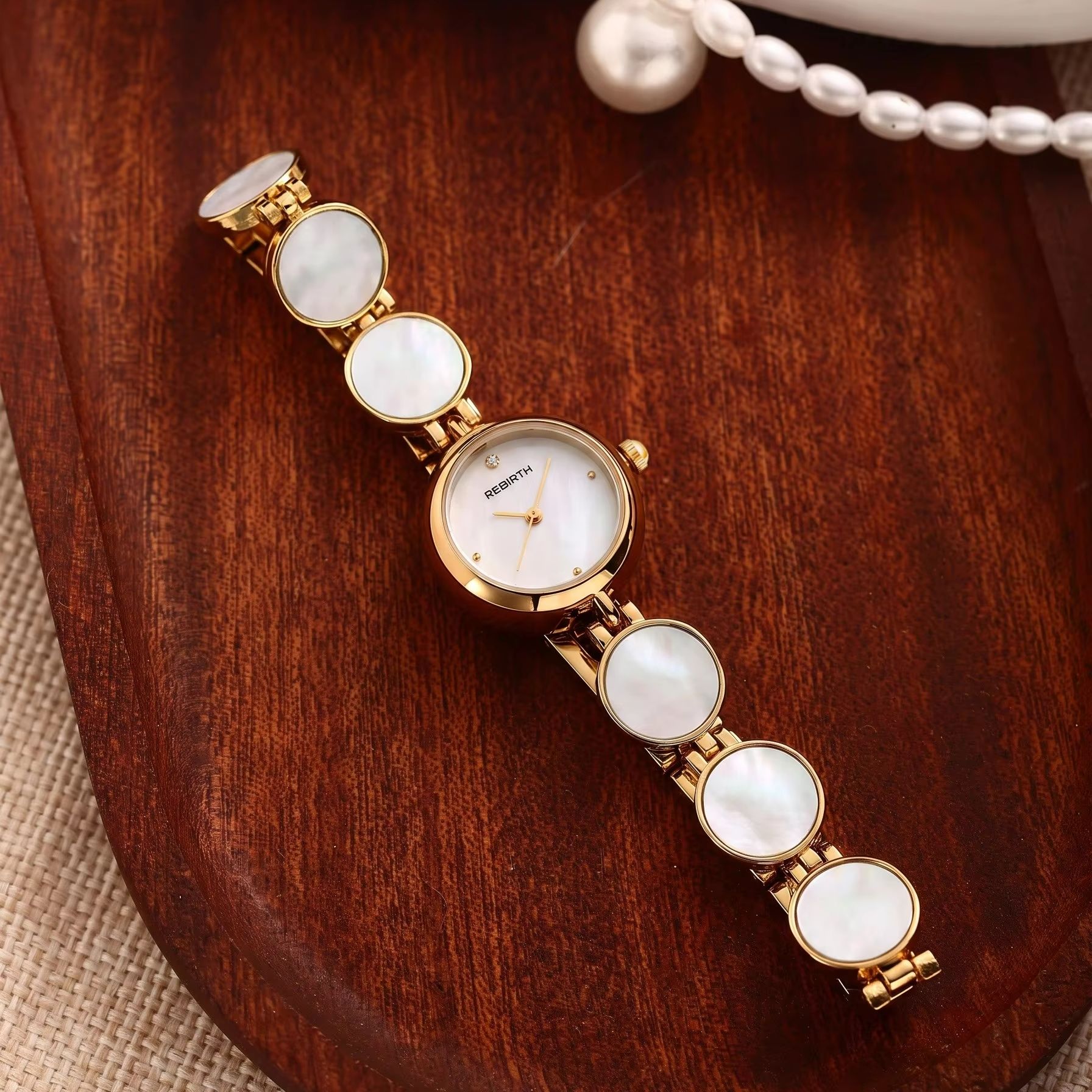 Jewelry Watches Gold - Элегантные женские кварцевые часы в стиле