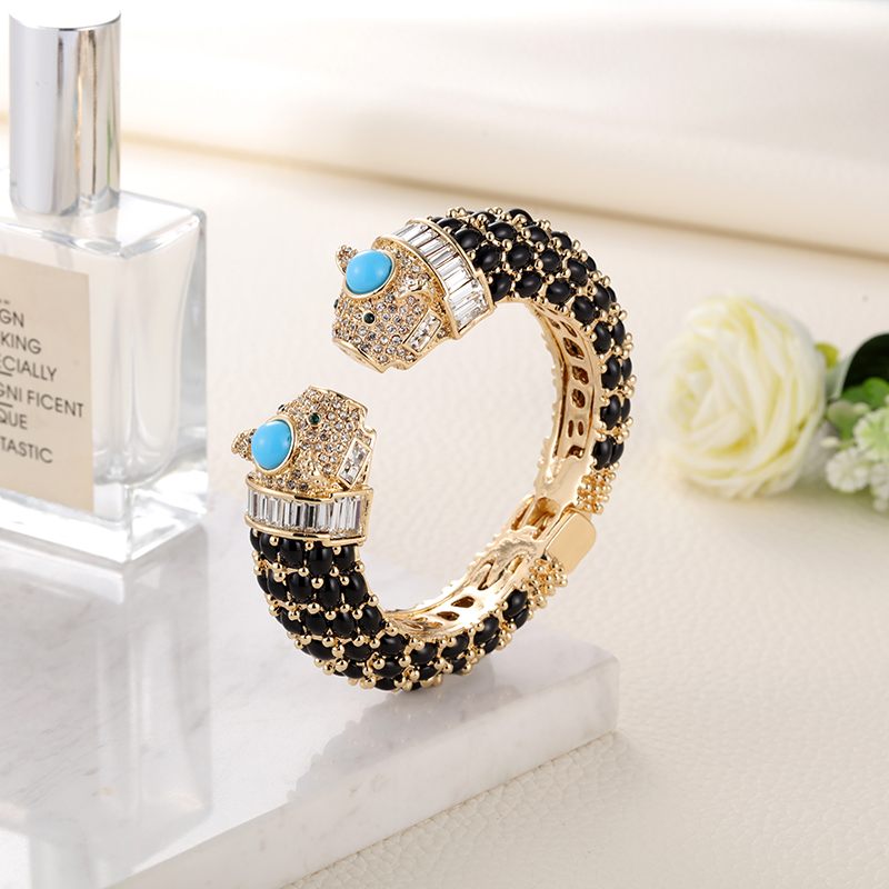 Браслеты с животными Sally's P – обзор и цена Paradise Jewelry & Watches Dolphin Mall
